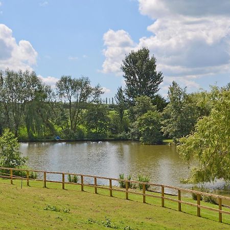 Lake House Cottage Finchingfield ภายนอก รูปภาพ