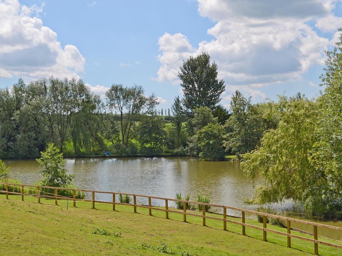 Lake House Cottage Finchingfield ภายนอก รูปภาพ