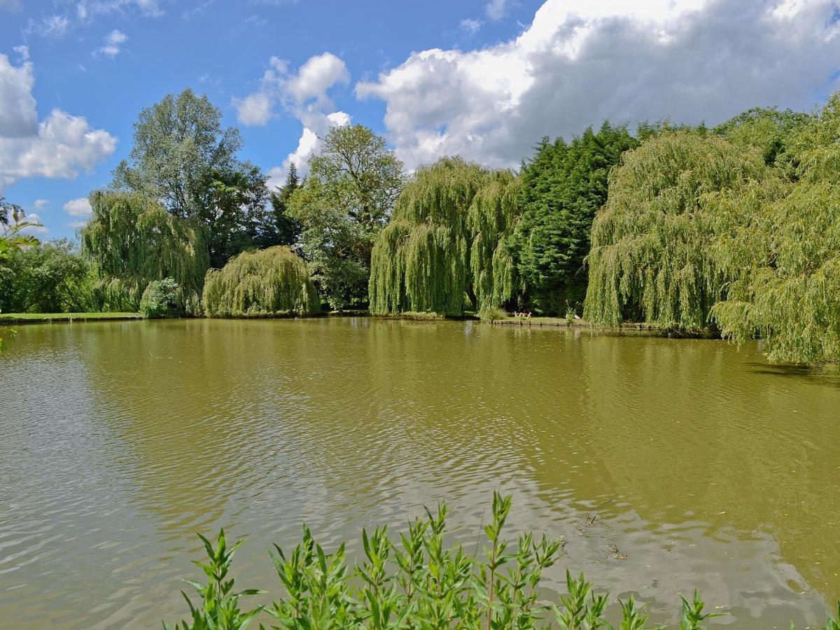 Lake House Cottage Finchingfield ภายนอก รูปภาพ